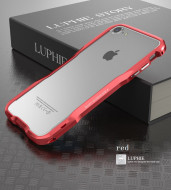 Металлический бампер Luphie Razon для Apple iPhone 7 (4.7") Красный